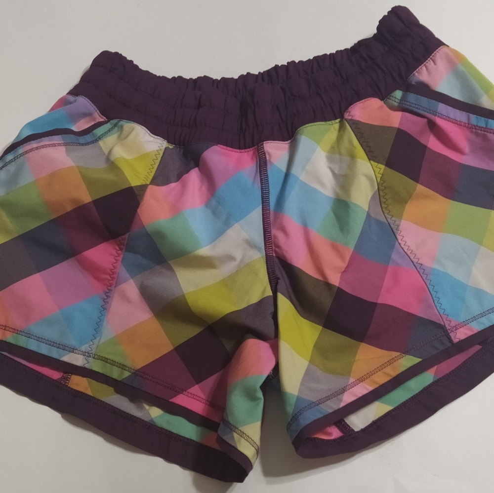Lululemon Tracker Shorts Siz 6